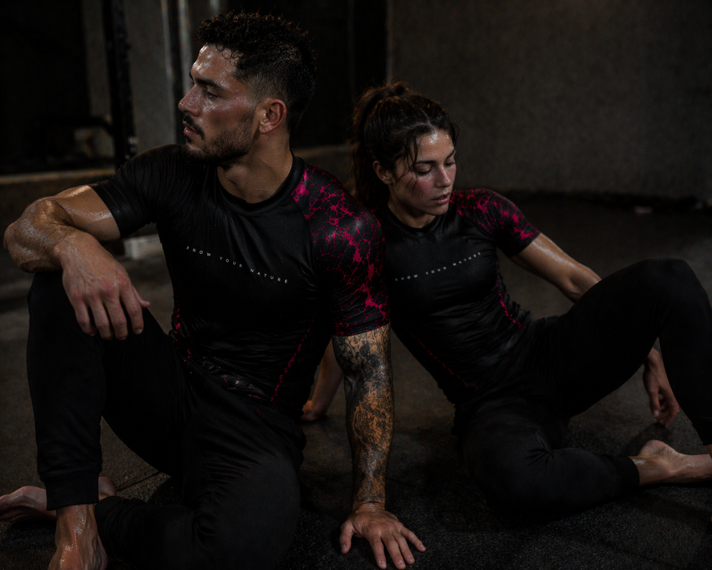 Black/Pink Rashguard – KYN Voltage (MMA / BJJ)